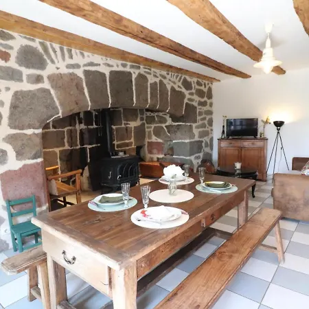 Maison De Caractere Au Calme, 2 Chambres, Terrasse Et Jardin, Proche Rando Et - - Fr-1-742-240 度假居