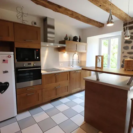 度假居 Maison De Caractere Au Calme, 2 Chambres, Terrasse Et Jardin, Proche Rando Et - - Fr-1-742-240